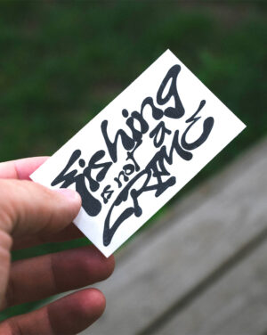 DSC01405 Stickers Fishing is not a crime Noir