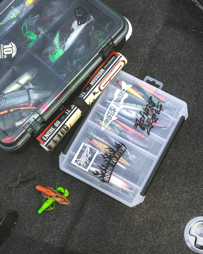 dd Stickers Fishing is not a crime Noir